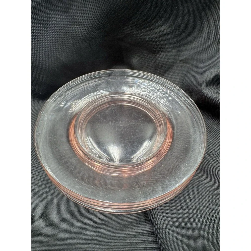 Set Of 4 Vintage Pink Depression Glass 8.25 Inch Round Plates